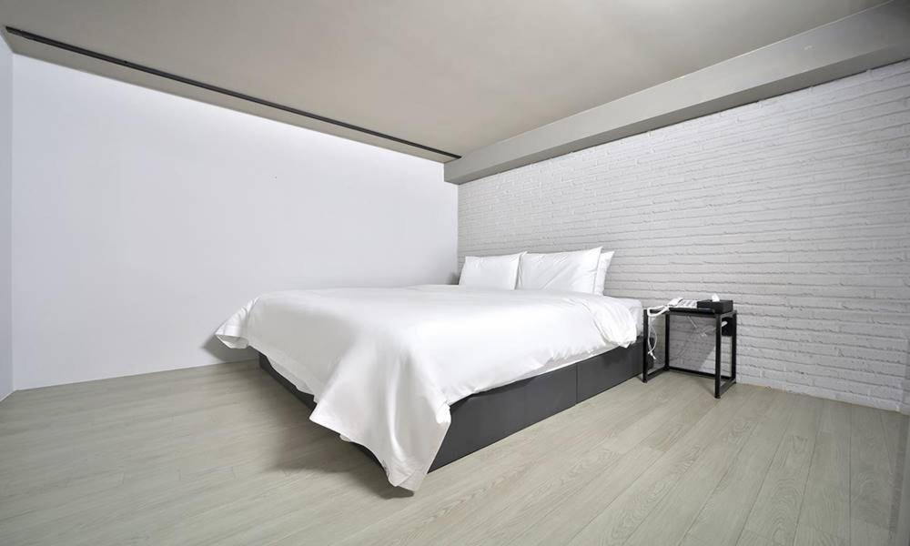 Seomyeon Hound Hotel 1St Street Busan Room photo
